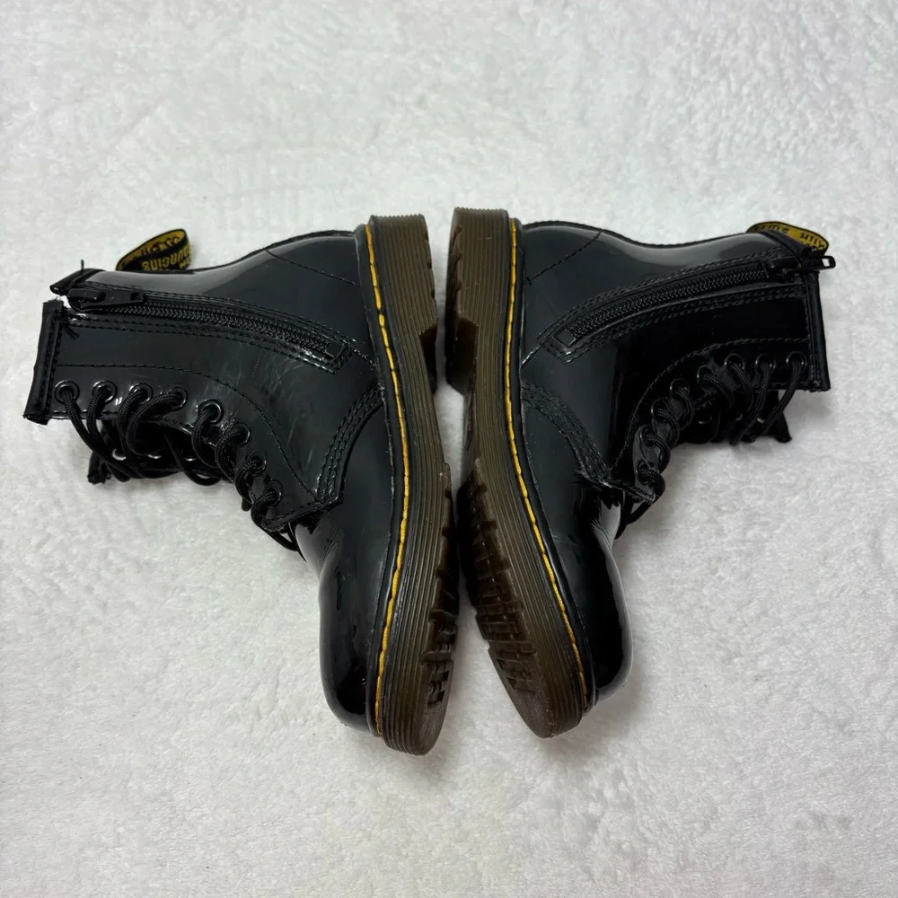 Dr.Martens AirWair Patent Leather Lace Up Black Boots soles bouncing size‎ 11
